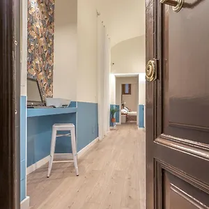 https://vittoria-garden-suites.it-romehotels.com